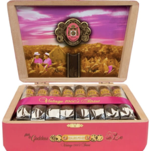 RARE PINK 60S VS QUEEN OF HEARTS ARTURO FUENTE