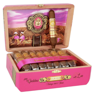 RARE PINK 60S VS SHORT STORY ARTURO FUENTE